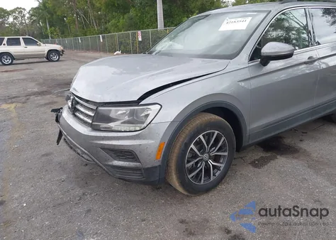 2019 Volkswagen Tiguan 2.0T Se/2.0T Sel/2.0T Sel R-Line/2.0T Sel R-Line Black from USA, damaged, VIN 3VV3B7AX7KM194376